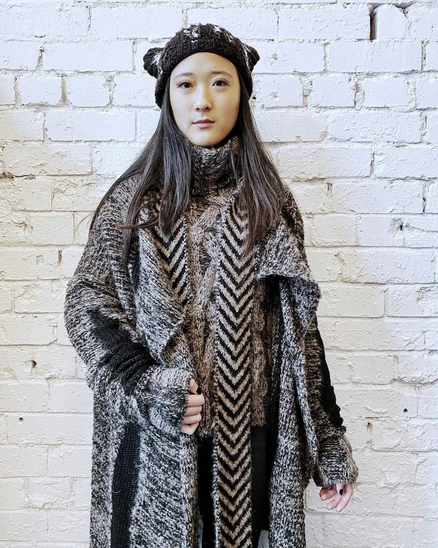 Spinal mesh chevron trim coatigan
